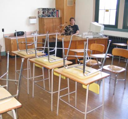 Miss Van Pell'S Room.Jpg